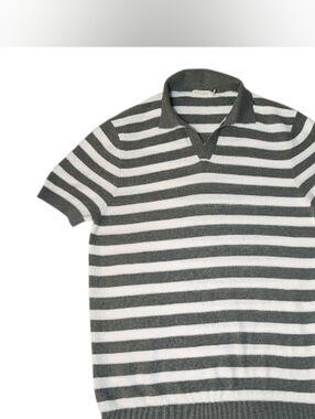 Suitsupply Gray and White Striped V‑Neck Short‑Sleeve Sweater